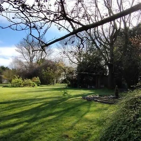 Domaine Des Célestins - Captive Des Sables Hébergement de vacances *